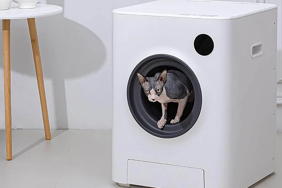 automatic scooping litter box