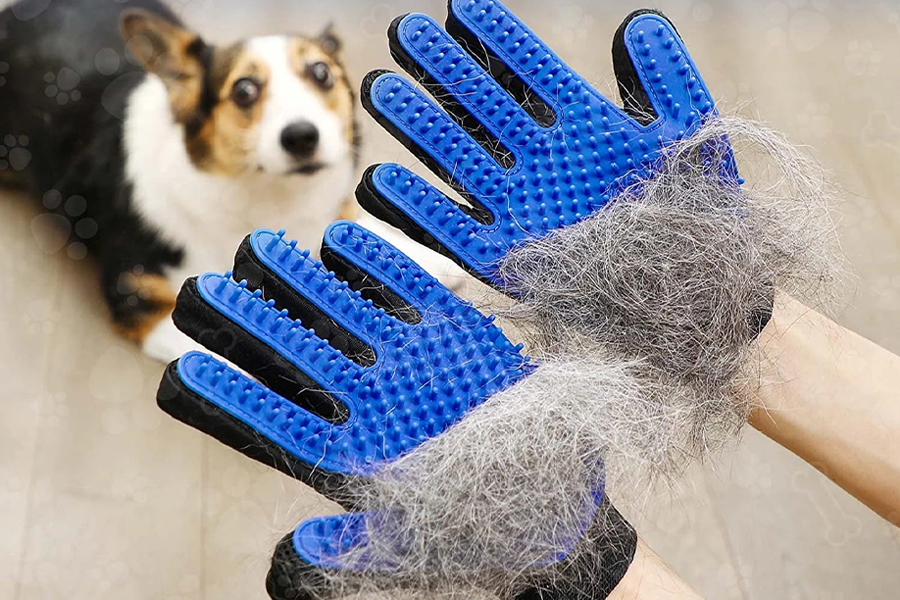Cat Deshedding Tool Glove