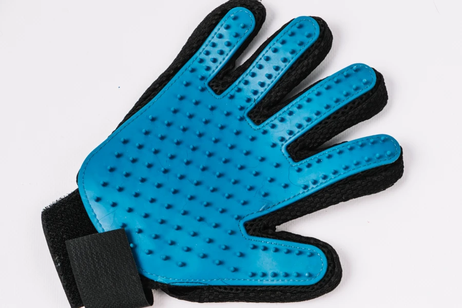 Multi-Functional Pet Grooming Glove